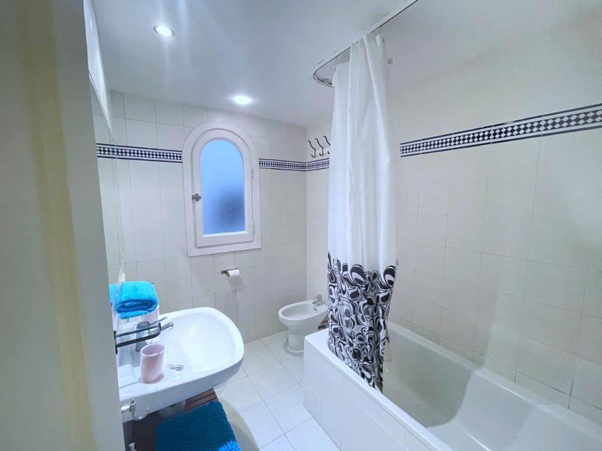 Villarroel Habitaciones Barcelona Eksteriør bilde